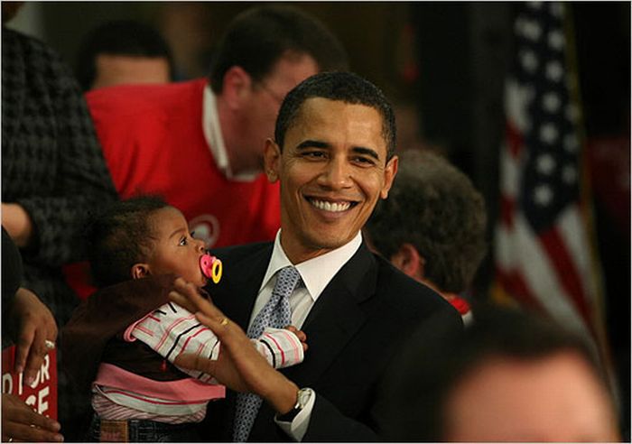 Obama with Babies (50 pics)