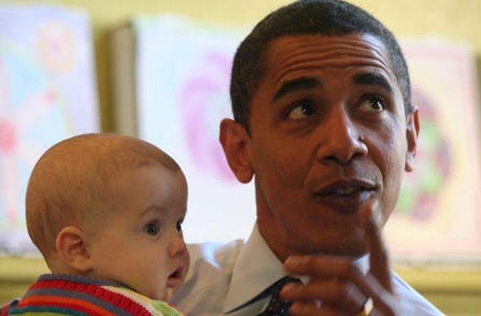 Obama with Babies (50 pics)