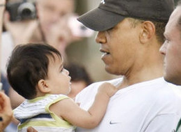 Obama with Babies (50 pics)