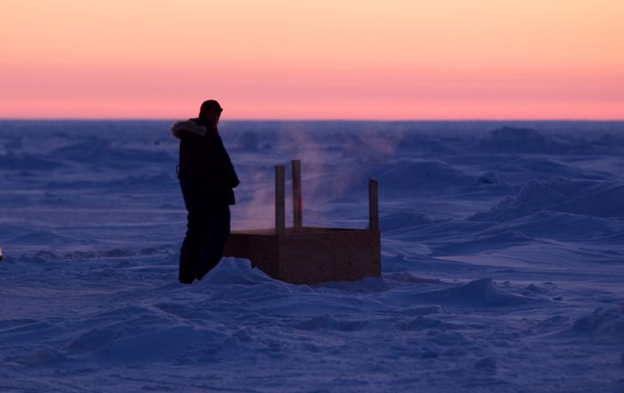 Arctic Ice Station (22 pics)