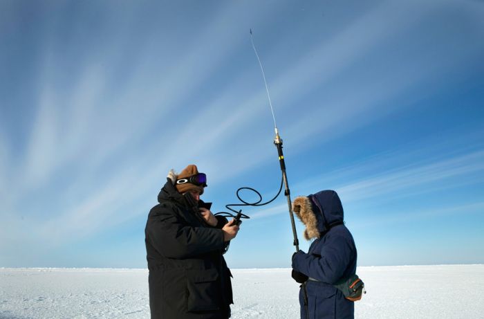 Arctic Ice Station (22 pics)