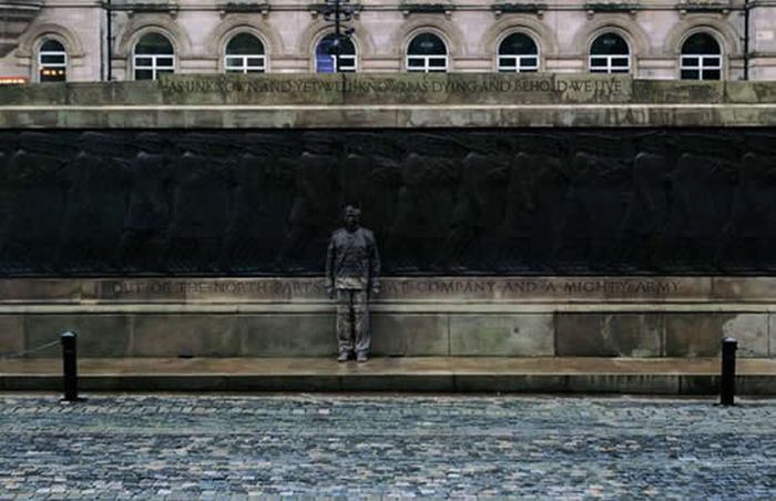 Awesome Invisible Art By Liu Bolin (61 pics)