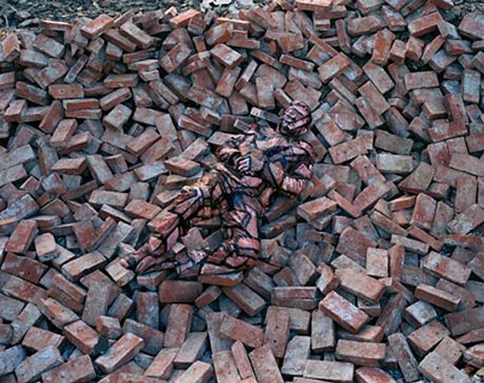 Awesome Invisible Art By Liu Bolin (61 pics)