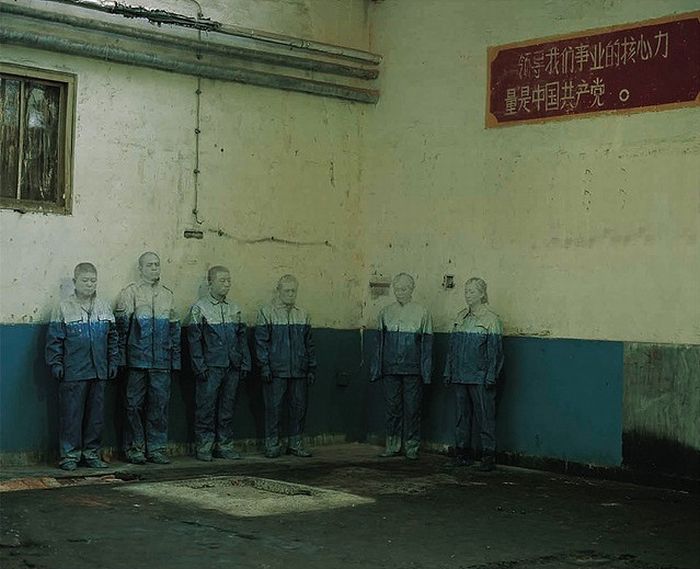 Awesome Invisible Art By Liu Bolin (61 pics)