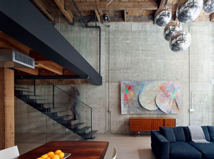 Awesome Apartment Inside an Old Warehouse  (9 pics)