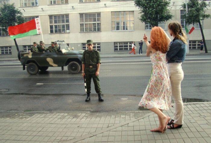 Acid Picdump (84 pics)