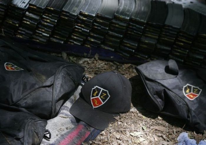 Weapons of a Mexican Drug Cartel (28 pics)