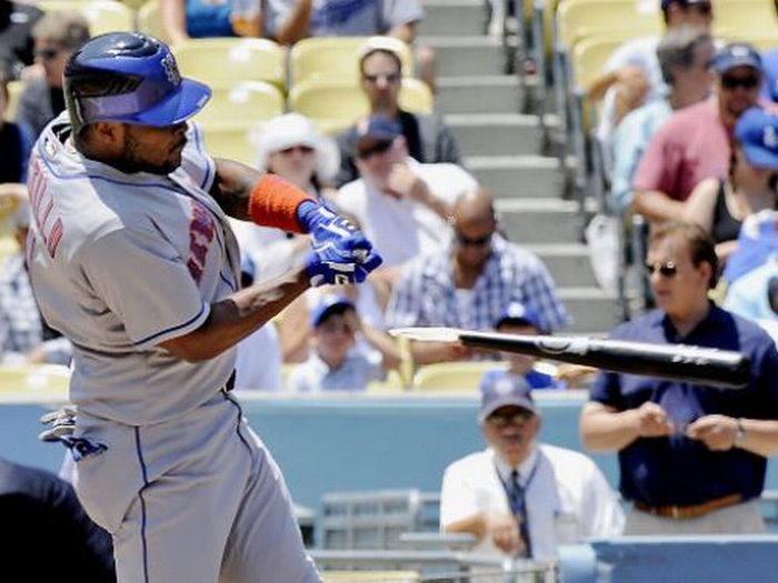 Baseball Hurts (21 pics)