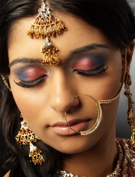 Beautiful Indian Brides (18 pics)