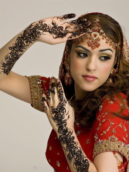 Beautiful Indian Brides (18 pics)