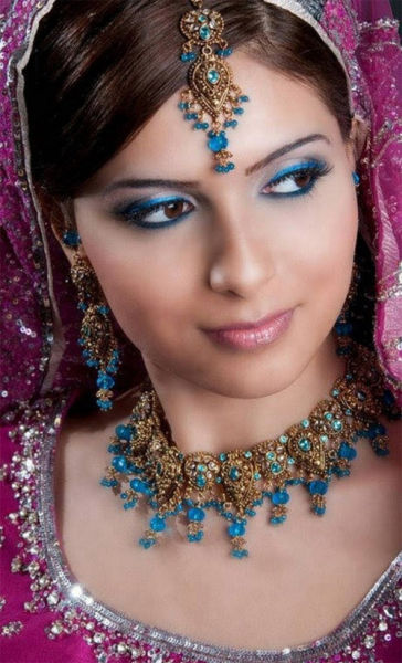 Beautiful Indian Brides (18 pics)