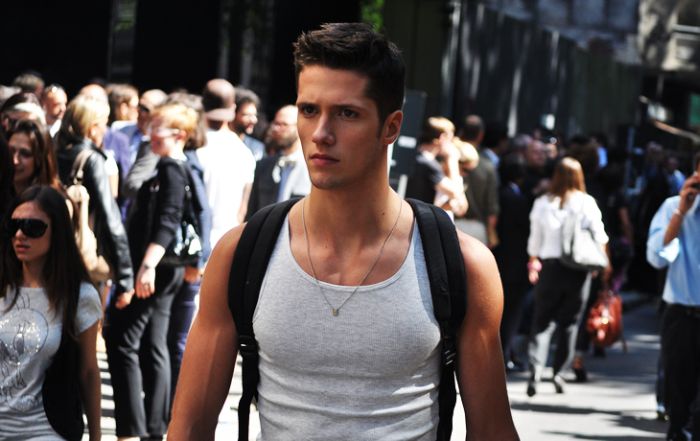 Boys on the Streets of Milan (14 pics)