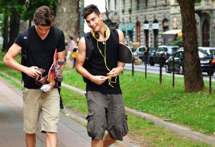 Boys on the Streets of Milan (14 pics)