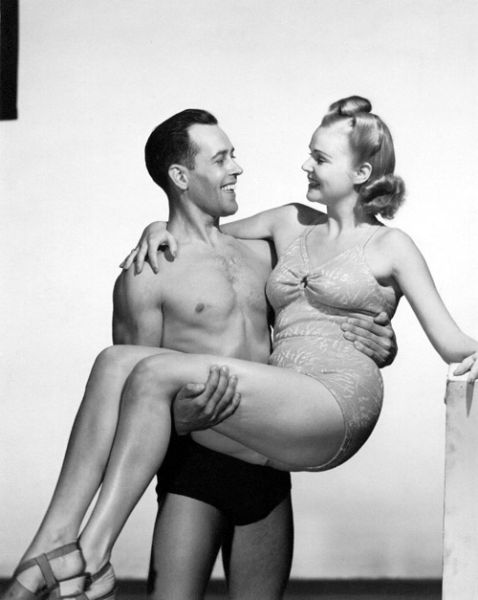 Bikinis From 1940-50's (52 pics)
