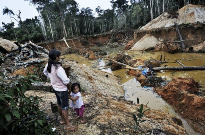 Gold Rush in Peru (22 pics)
