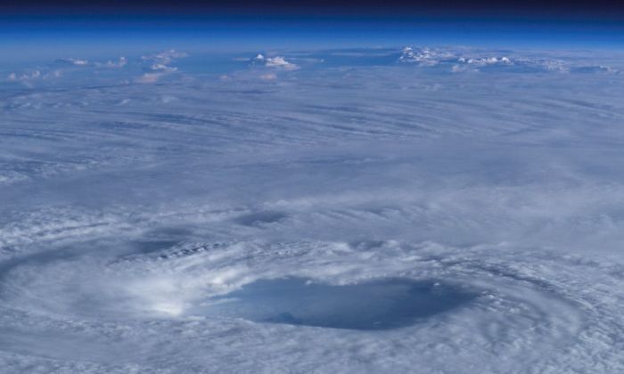 Hurricanes from Space (22 pics)