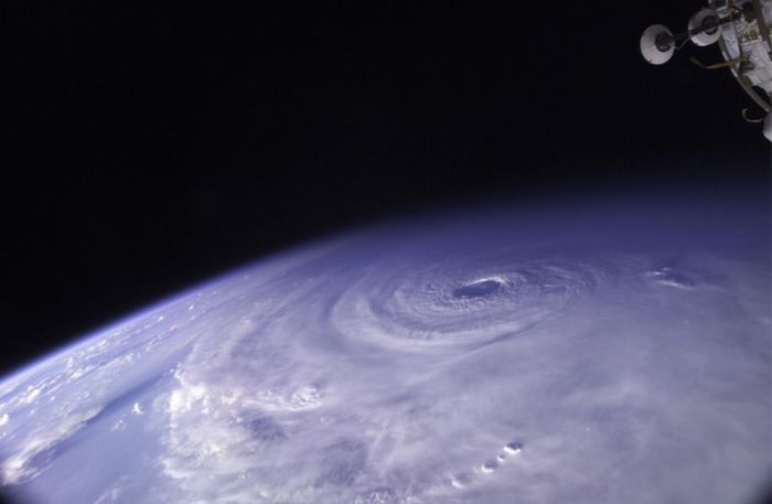 Hurricanes from Space (22 pics)