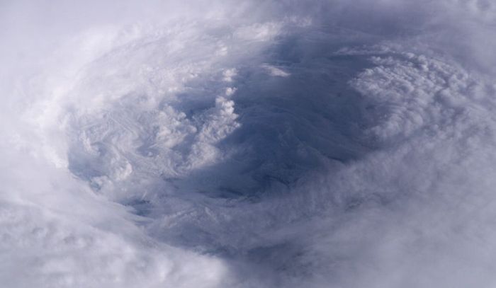 Hurricanes from Space (22 pics)