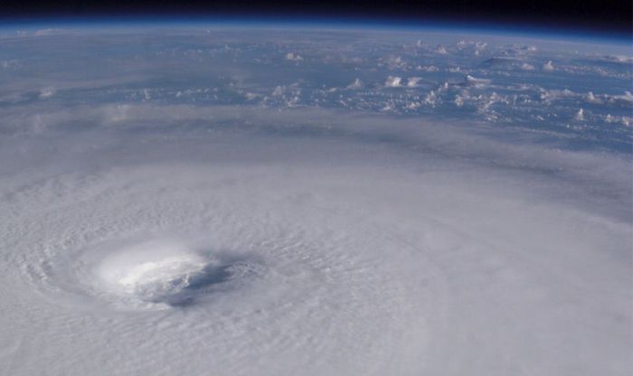 Hurricanes from Space (22 pics)