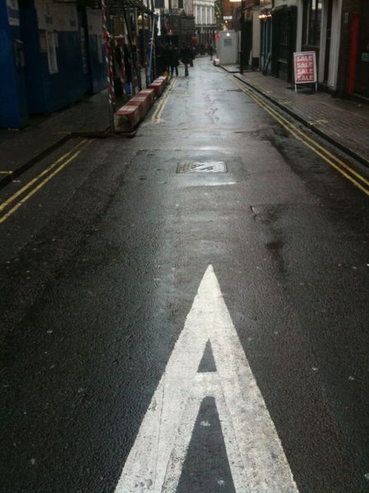 Accidental Alphabetical Letters (26 pics)