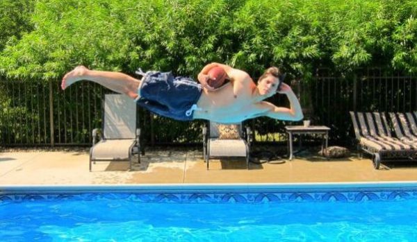 Funny Photos of Mid-Air Poses Above the Pool (49 pics)