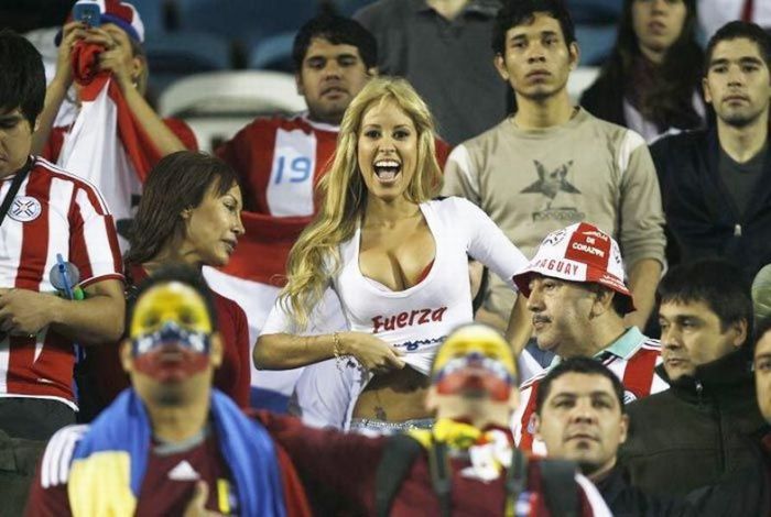 Another Sexy Paraguay Fan (14 pics)