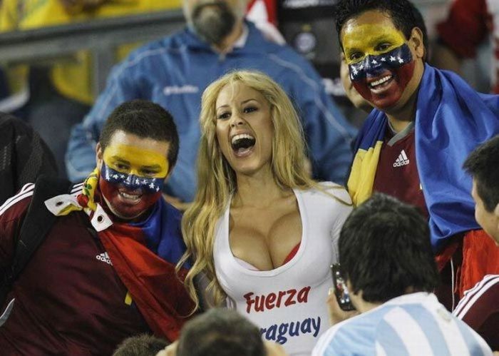 Another Sexy Paraguay Fan (14 pics)