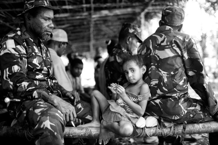 West Papuan Rebels (8 pics)
