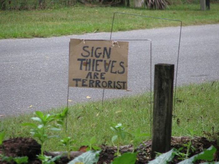 WTF Signs (40 pics)