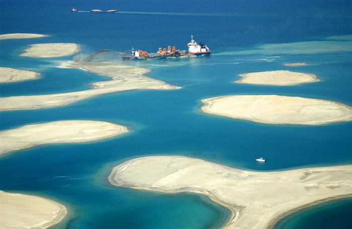 Man Made Islands in Dubai (13 pics)