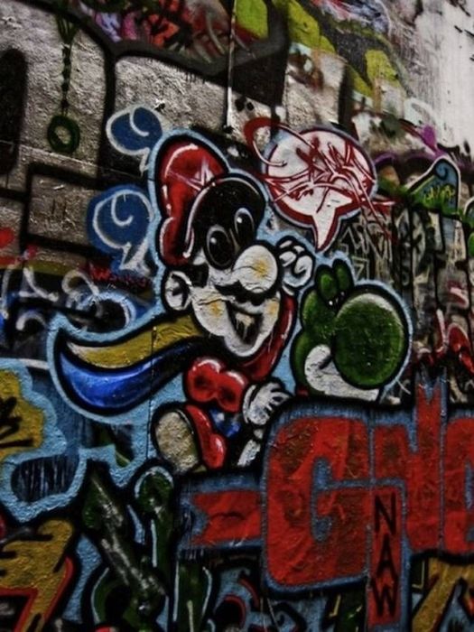 Amazing Super Mario Street Art (20 pics)