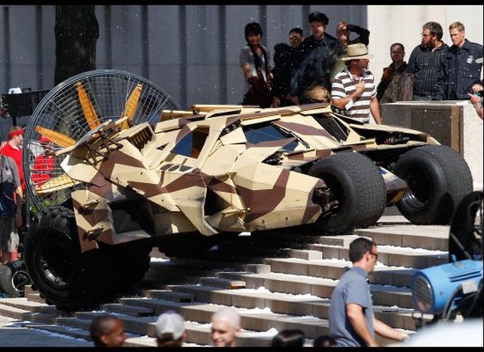 The First Scenes from 'The Dark Knight Rises' (7 pics + 2 video)