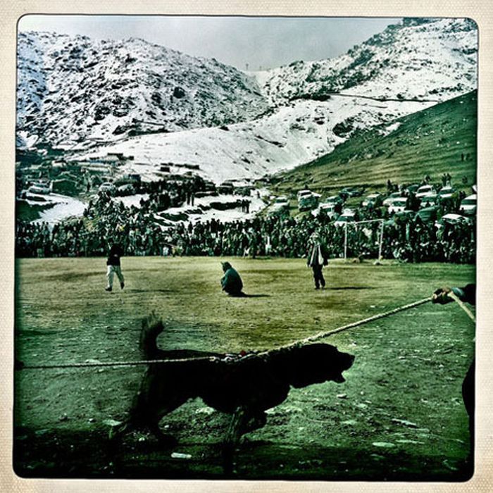 Awesome Afghanistan War Photography Using The Hipstamatic (40 pics)