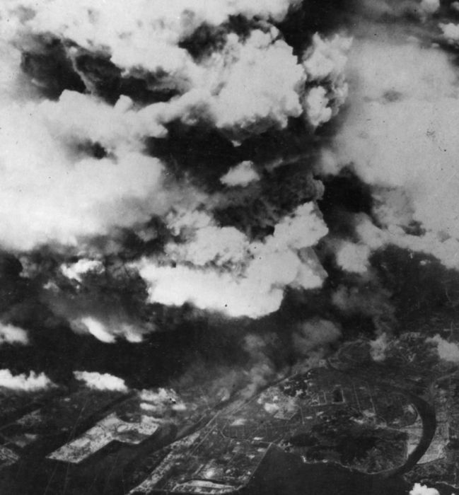 Atomic Bombing of Hiroshima (34 pics)