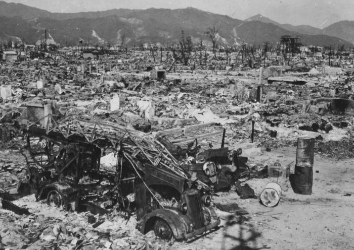 Atomic Bombing of Hiroshima (34 pics)