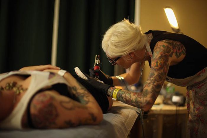 Tattoo Convention in London (14 pics)