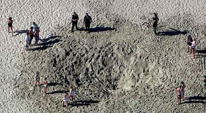 Teen Survives 30 Minutes Buried in Sand (9 pics)