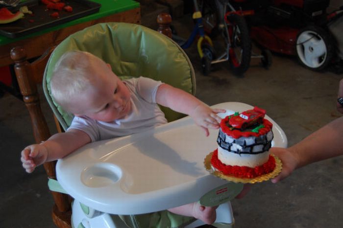 First Birthday Cake (6 pics)