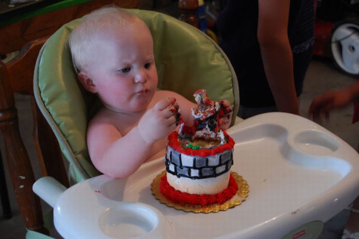 First Birthday Cake (6 pics)
