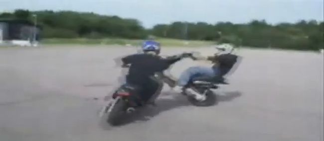 Motor Scooters Fail Compilation (video)