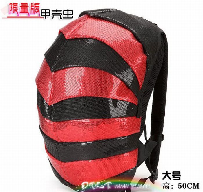 Awesome Backpacks (16 pics)