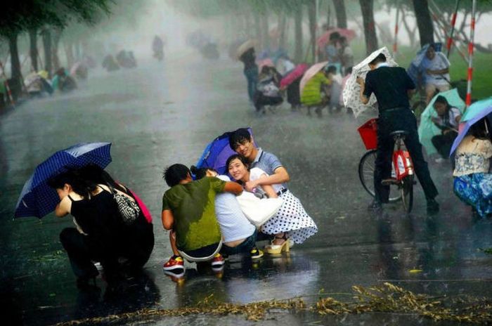 Typhoon in Shanghai (18 pics)