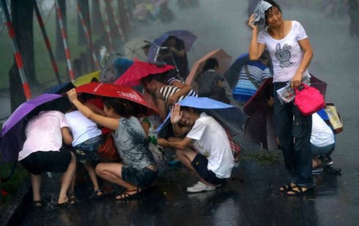 Typhoon in Shanghai (18 pics)
