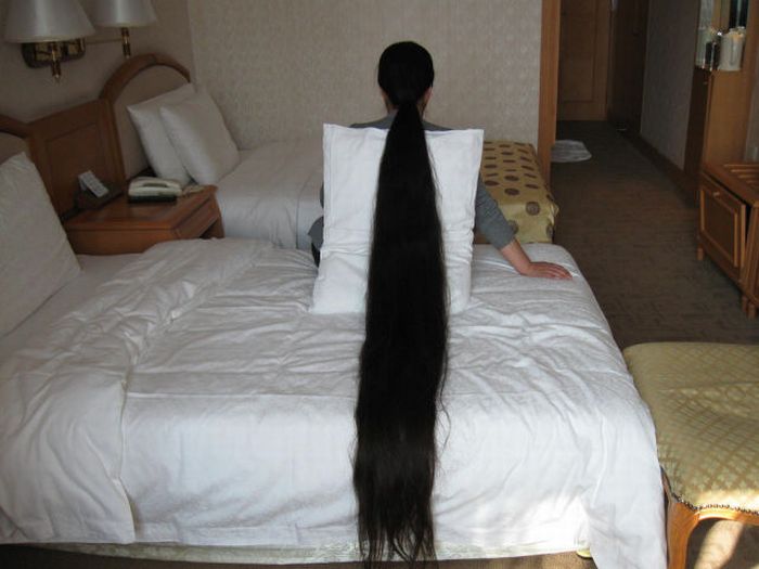 Long-Haired Girls. Part 2 (58 pics)
