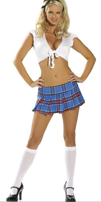 Cuties In School Uniform (77 pics)