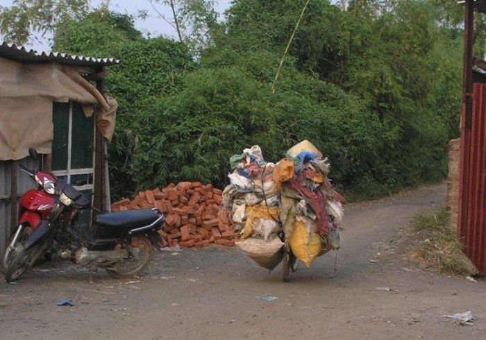 Chinese Toilet Paper Factory (24 pics)