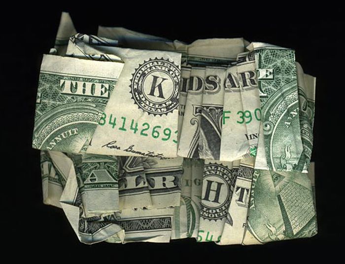 Amazing Messages on Dollar Bills (11 pics)