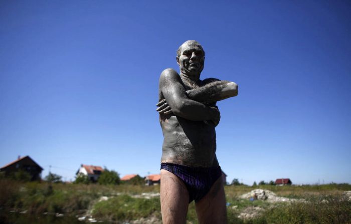 Mud Spa In Serbia (14 pics)