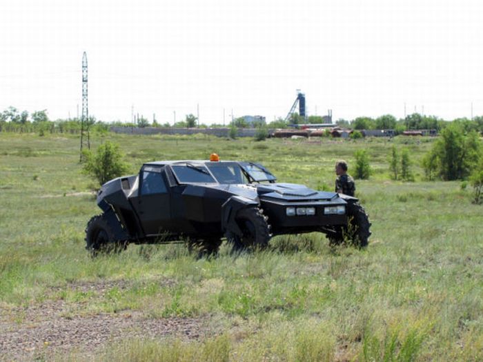 "Black Crow" Homebuilt Car From Kazakhstan (12 pics)