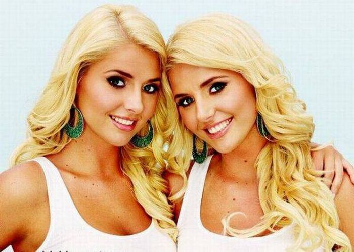 Charming Twins Sisters (73 pics)